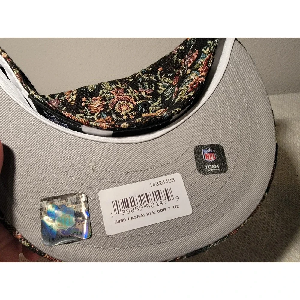 Las Vegas Raiders Hat Men Floral Corduroy 9Forty New Era Snap Back Cap 7 1/2 New